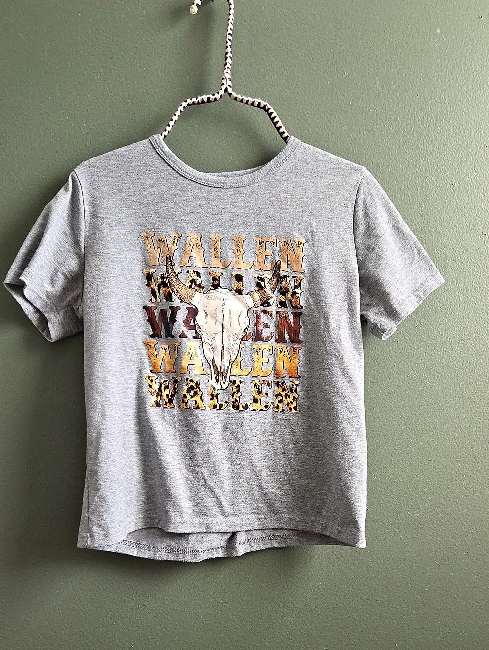 Girls Gray Graphic Tee Size M